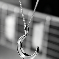 Mother-of-Pearl Moonlight Necklace