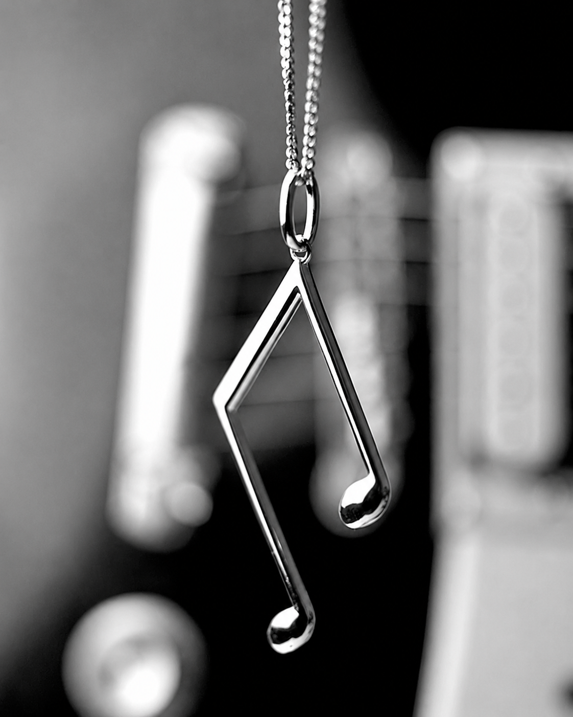 Rocknote Gold-Plated Music Pendant